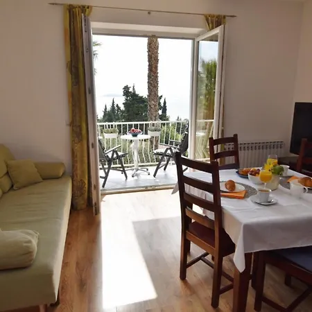 Apartment Dolce Vita *